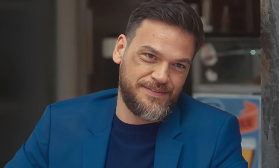 Final ‘Vai na Fé’: Theo leva golpe, perde fortuna e cena faz referência a antiga novela