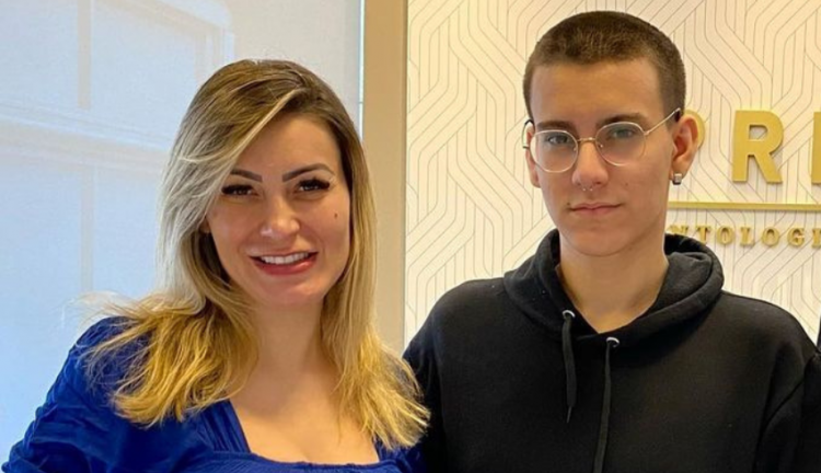Arthur Urach e Andressa Urach