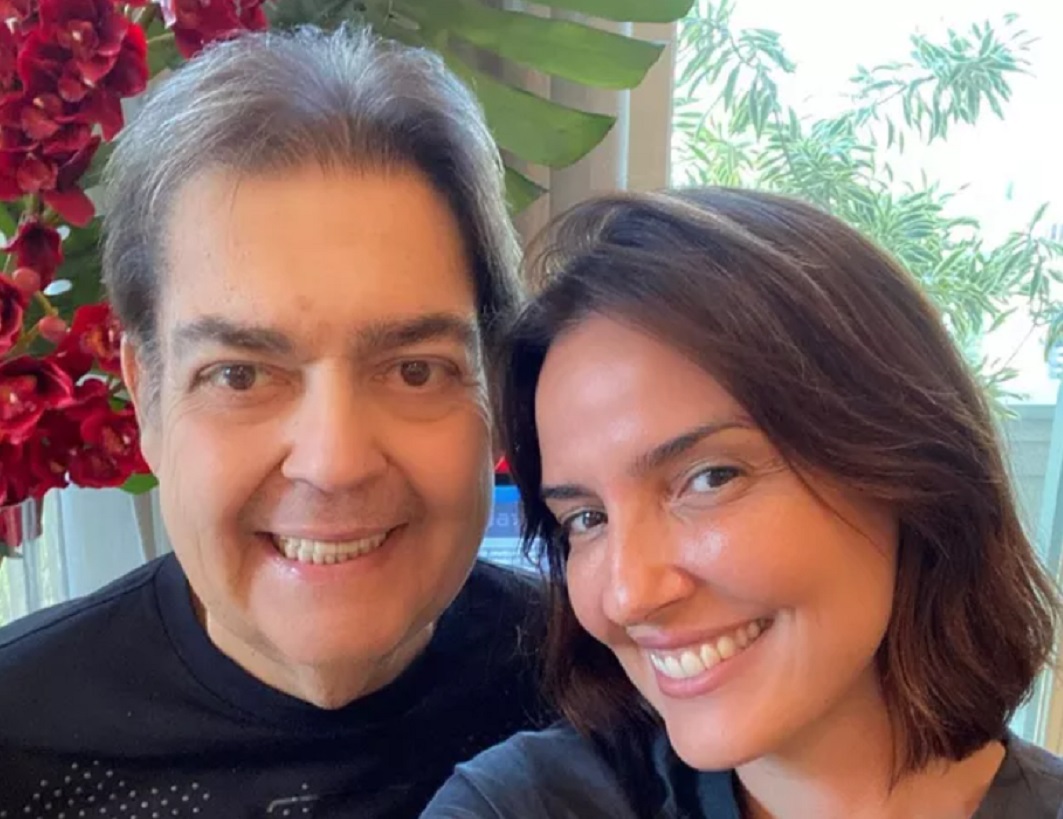 Esposa de Faustão atualiza estado de saúde do apresentador após transplante