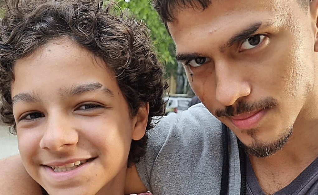 Ator mirim Gustavo Corasini volta às novelas em ‘Fuzuê’ um ano após grave acidente