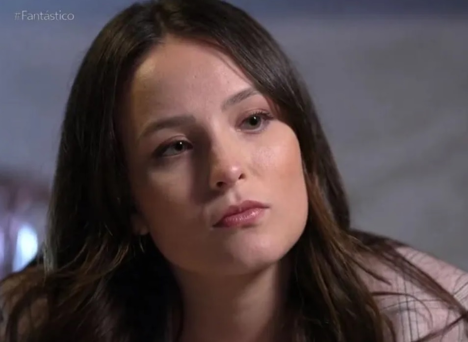 Larissa Manoela foi impedida de entrar em casa da família e expõe mensagens de Silvana Taques