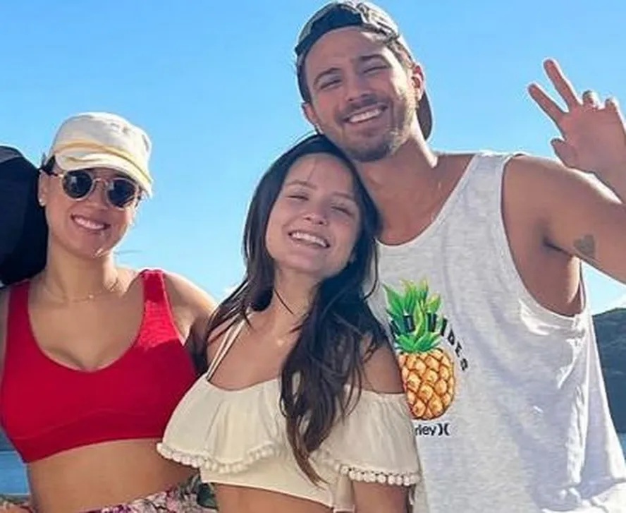 Cunhada de Larissa Manoela diz que a família tem sorte por tê-la.