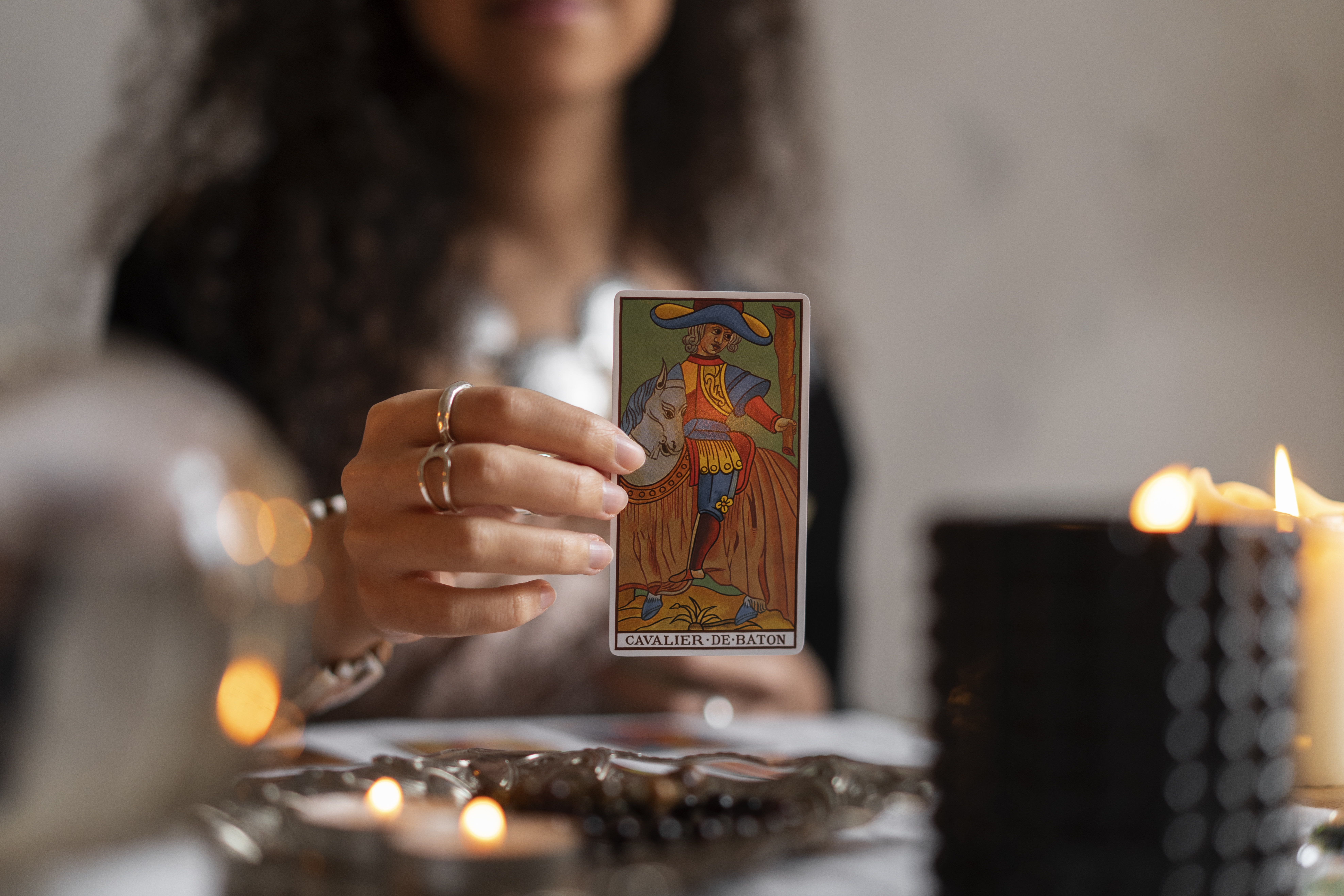 Previsões do Tarot em Agosto: Orientações para Todos os Signos