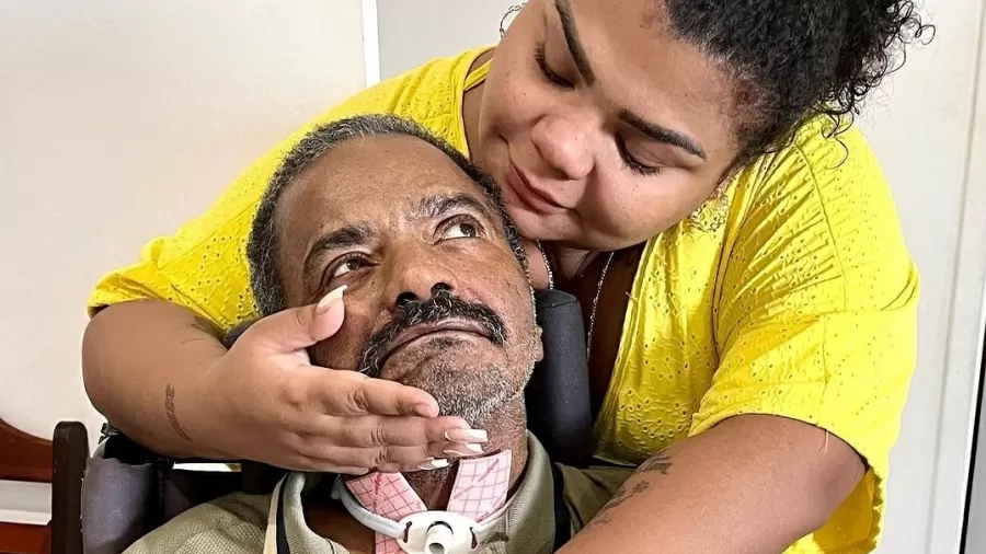 Arlindo Cruz com a filha, Flora Cruz