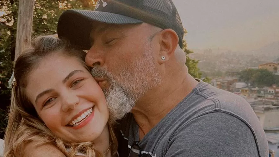Bebel, filha de Mingau, celebra 27 anos de idade
