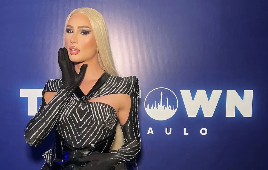 Iggy está no Brasil para se apresentar no The Town