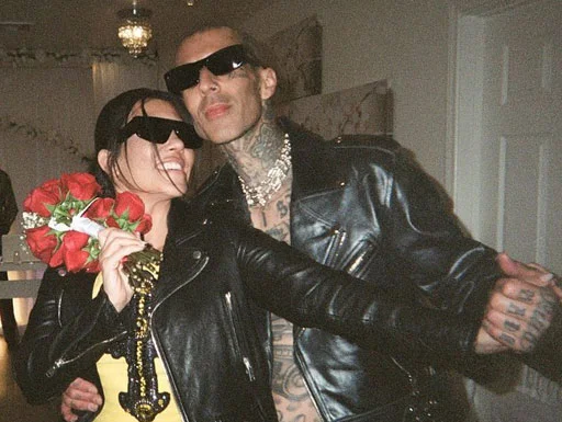 Kourtney Kardashian não revelou qual foi a emergência médica