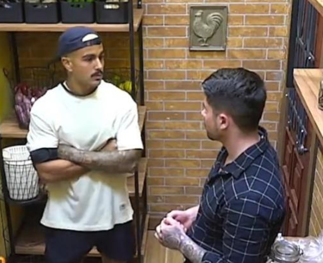 ‘A Fazenda 15’: Yuri se desculpa com Lucas por falas homofóbicas