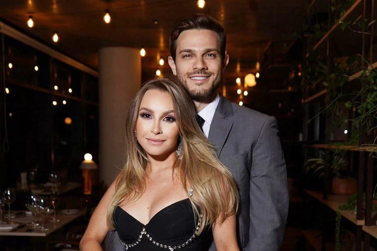 Carla Diaz e Felipe Becari teriam reatado