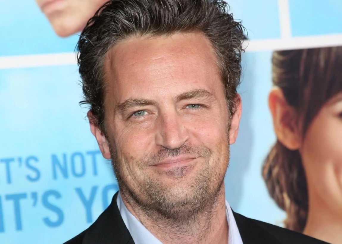 Ex de Matthew Perry acredita em recaída em remédios antes da morte