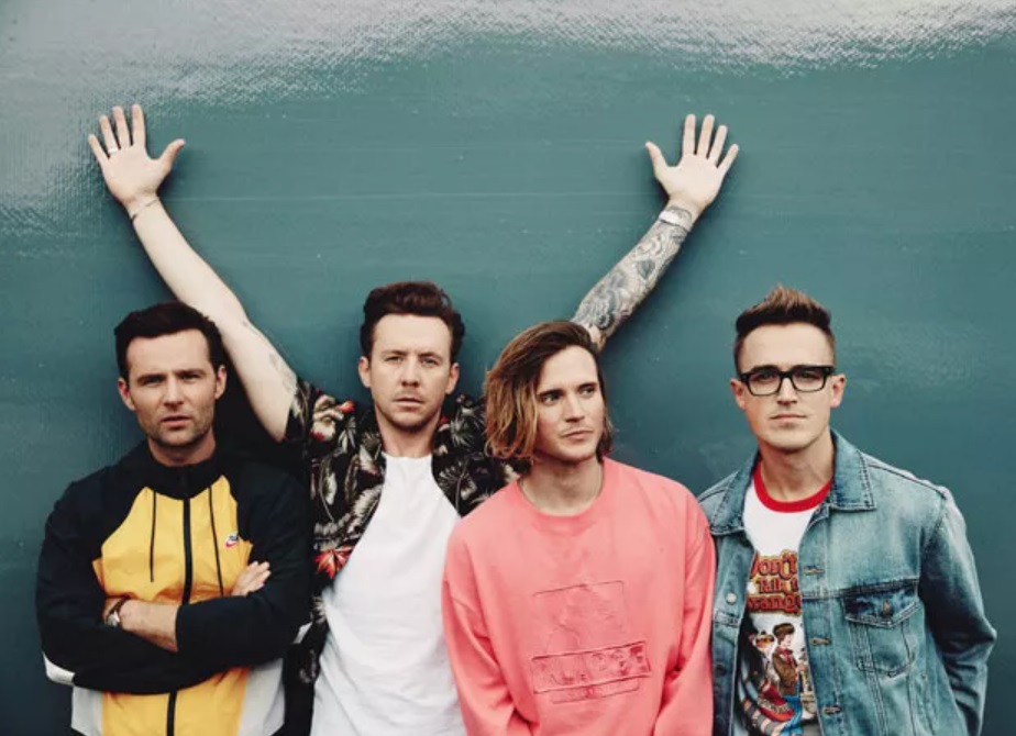 McFly, Paramore, Louis Tomlinson e mais: veja atrações internacionais confirmadas em 2024!