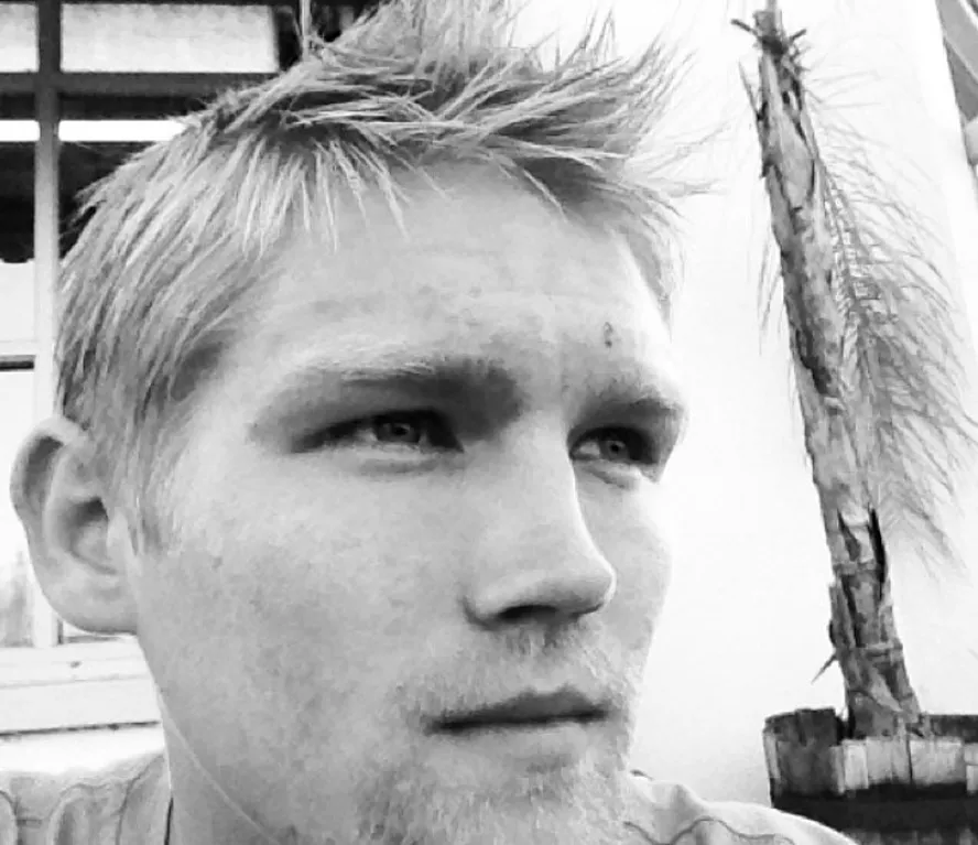 Evan Ellingson morre aos 35 anos de idade