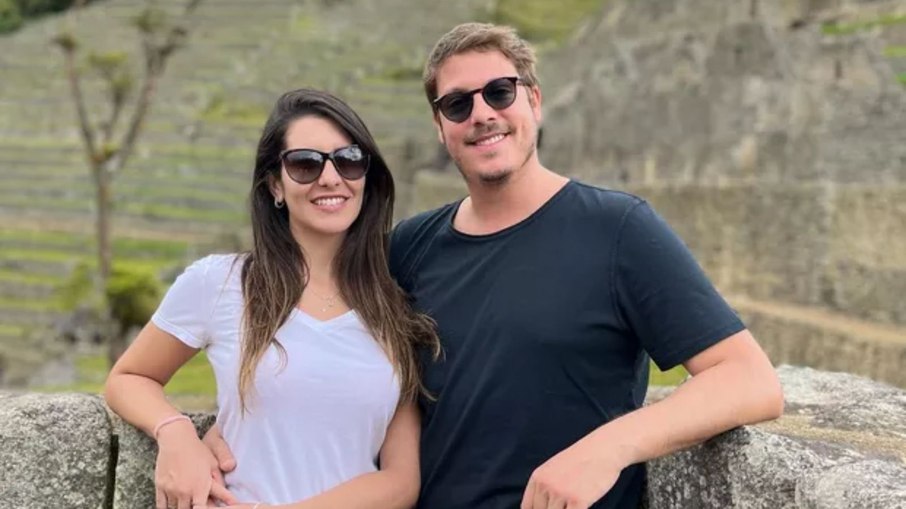 Nataly Mega e Fábio Porchat terminaram no final de 2022