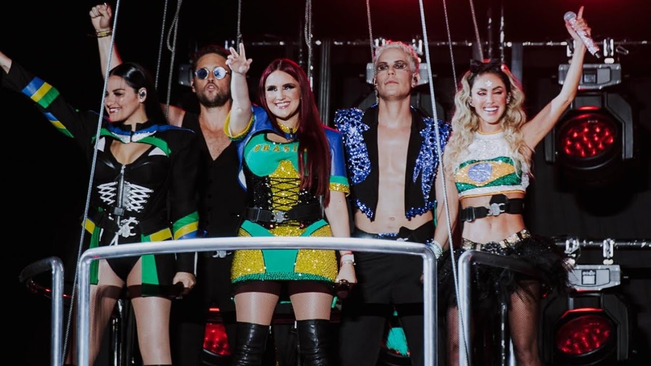 RBD rompe com empresário em meio à turnê