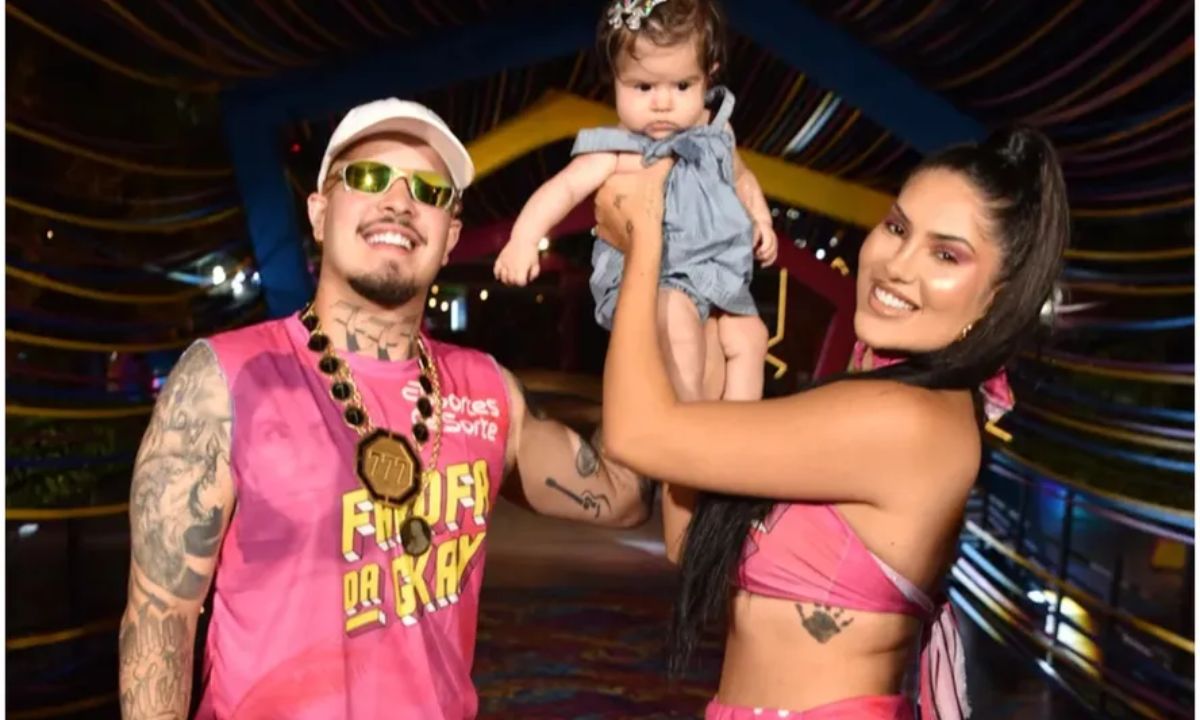 Estefany Boro rebate críticas após levar filha de 5 meses para a Farofa da Gkay