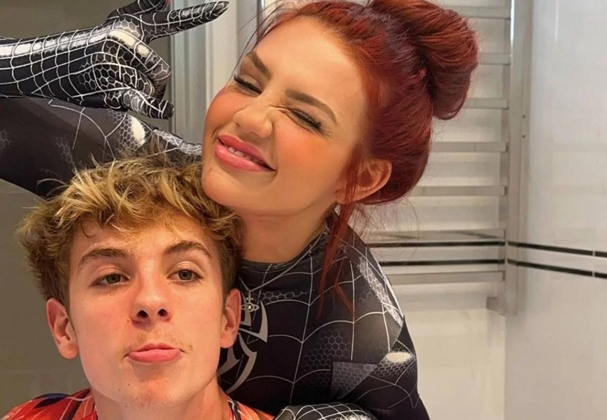 Vivi e Juliano Floss anunciam término