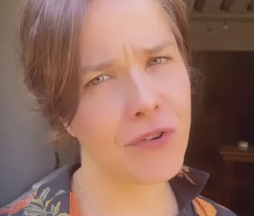 Samara Felippo se revolta com fake news sobre ida da filha para os EUA