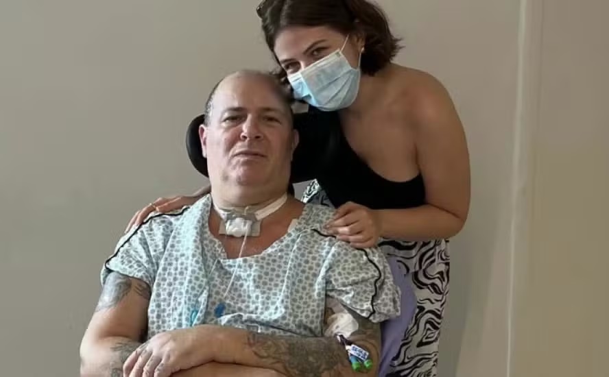 Mingau, do Ultraje a Rigor, recebe apoio da filha
