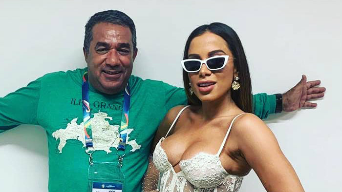 Pai de Anitta ganhou performance da filha no aniversário