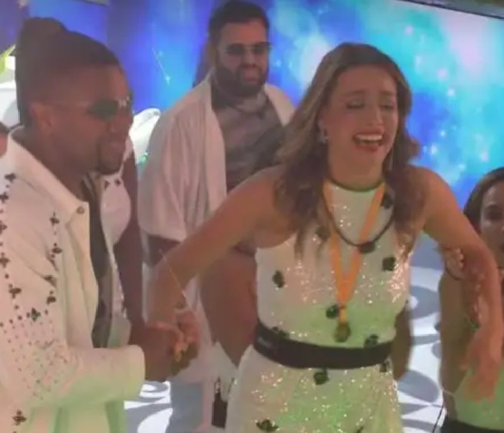 'BBB 24': Beatriz e Davi são assunto após comportamento em festa