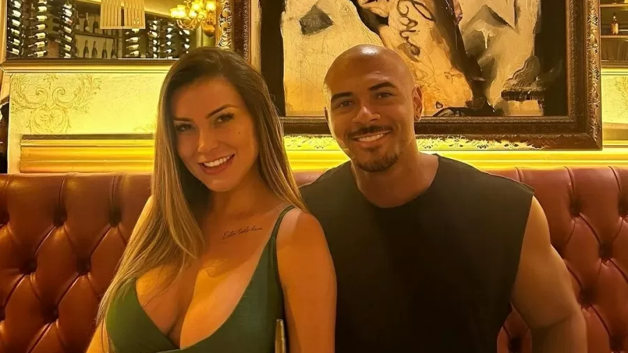 Andressa Urach vive novo romance
