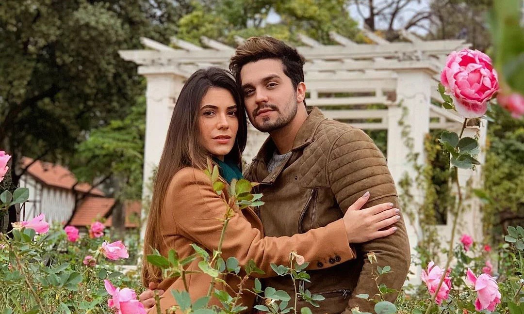 Luan Santana e Jade estão juntinhos