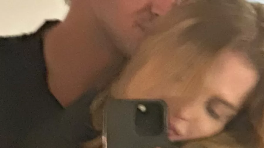 Luís Ribeiro posta foto sugestiva com Luísa
