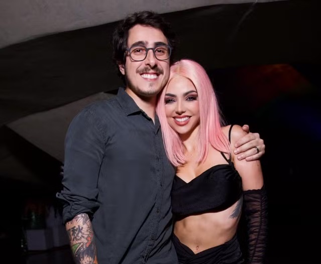 Felipe Castanhari e Nyvi Estephan anunciam fim do namoro