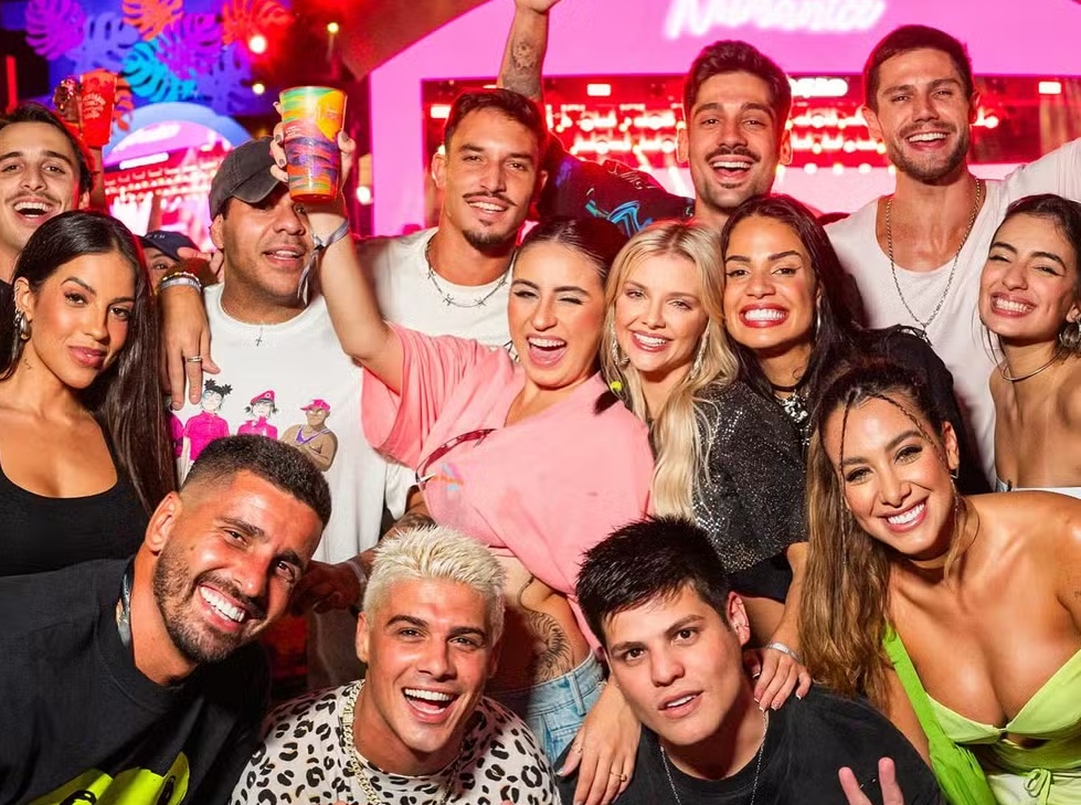 Jonas Sulzbach e Layssa estão juntos novamente