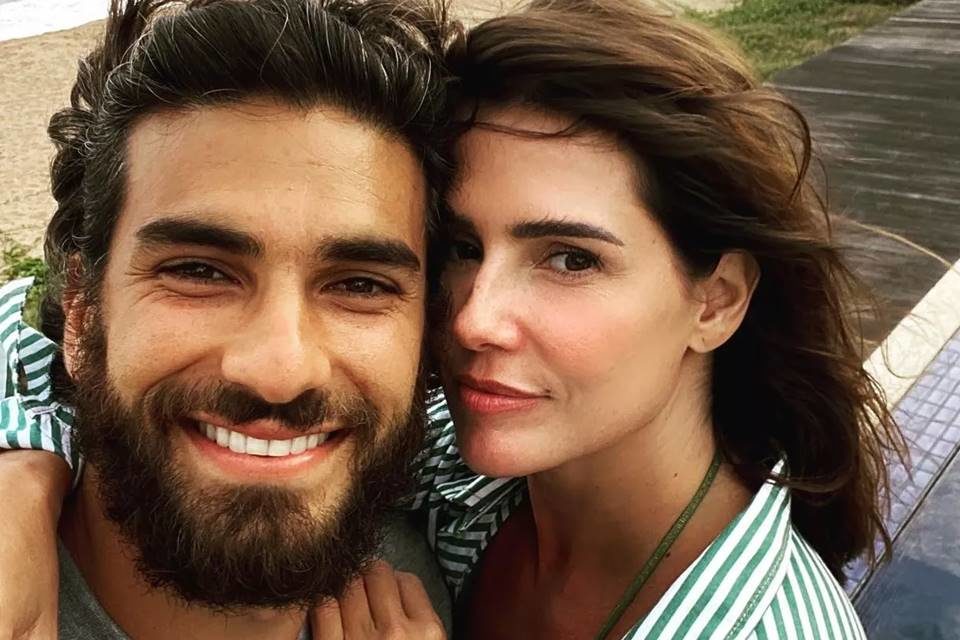 Deborah Secco e Hugo Moura terminaram o romance após 9 anos