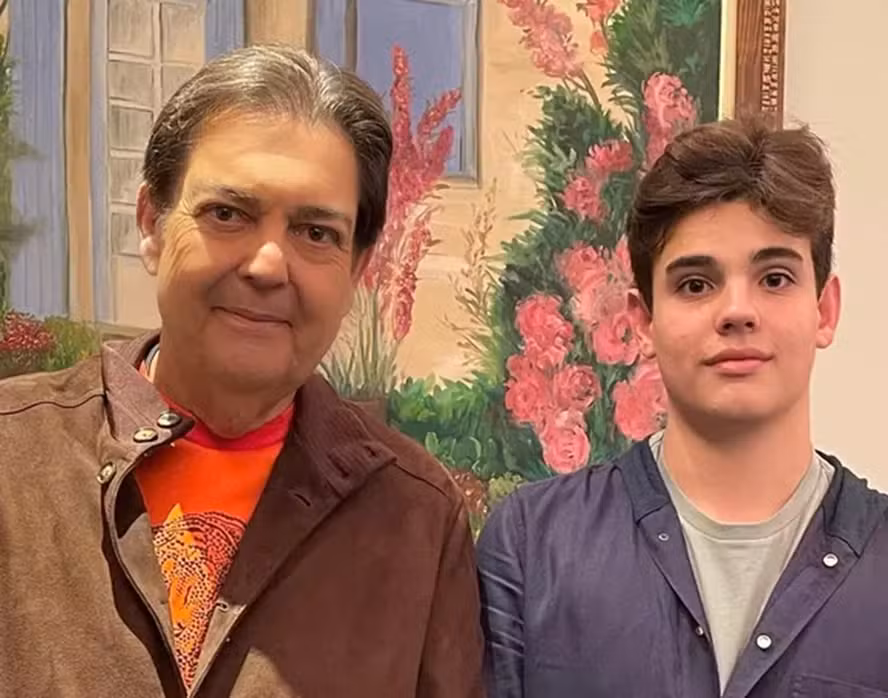 Faustão aparece pela primeira vez após transplante