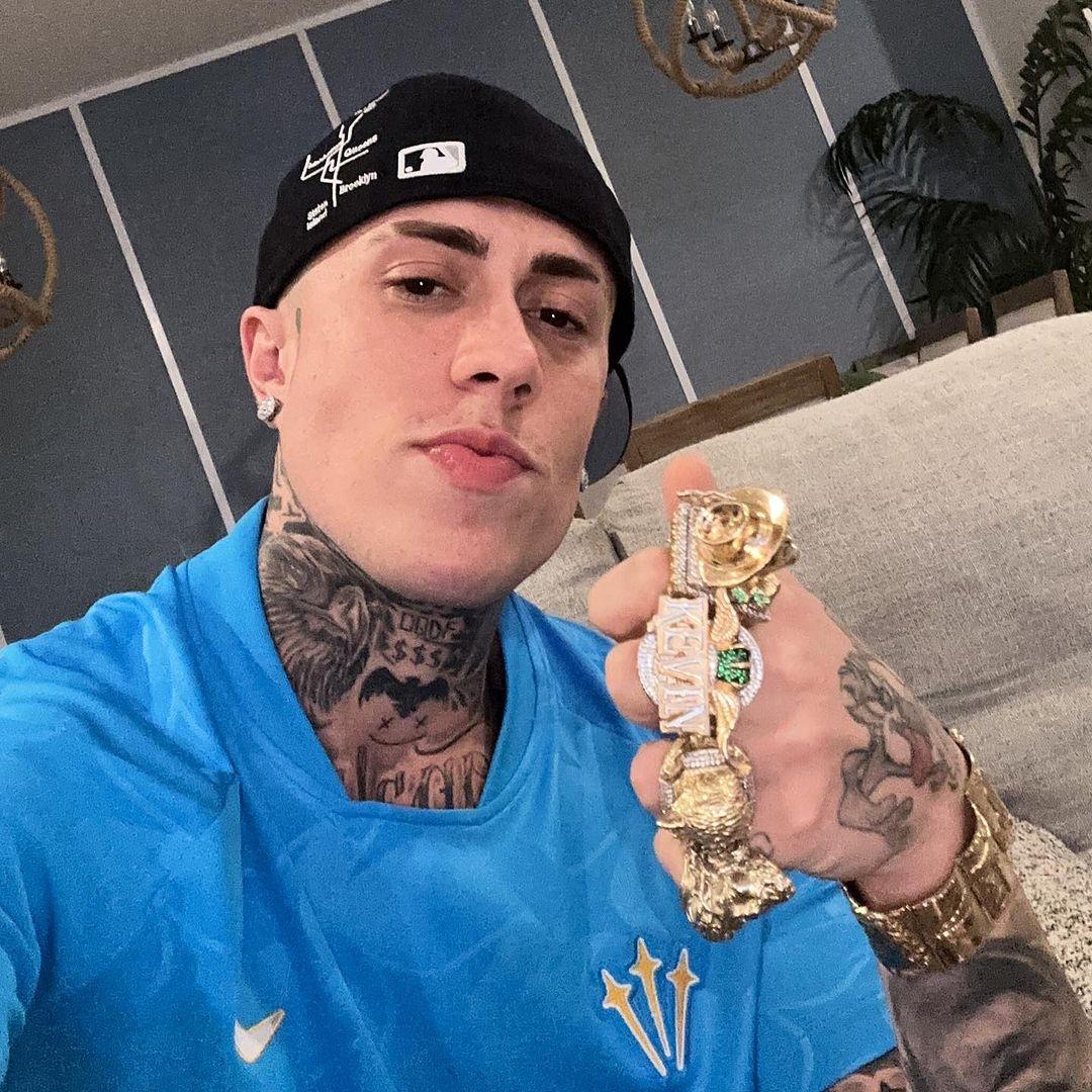 MC Daniel é detonado nas redes sociais