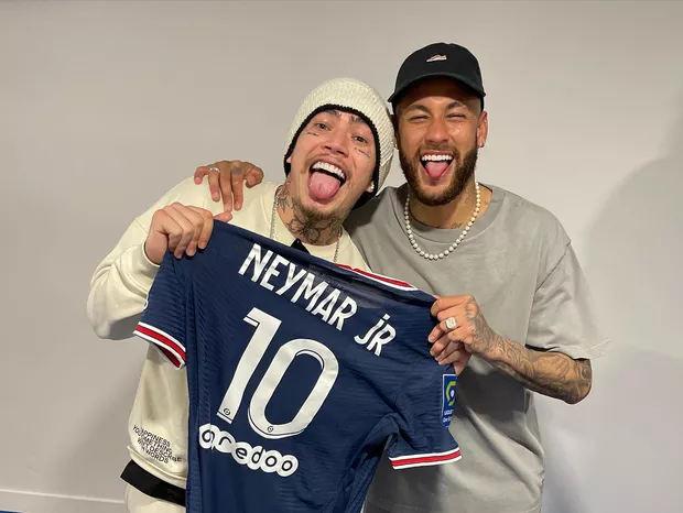 Whindersson Nunes defende Neymar após críticas